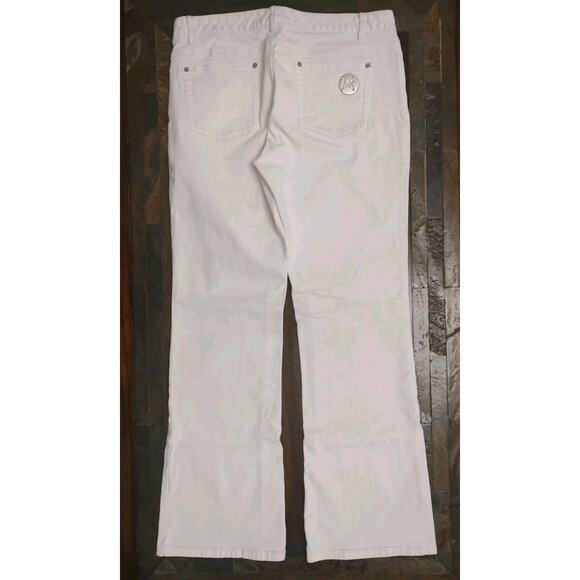 Michael Kors Women Size 10 Mid Rise Flared Leg White Denim Jeans Silver Accents - Picture 2 of 16